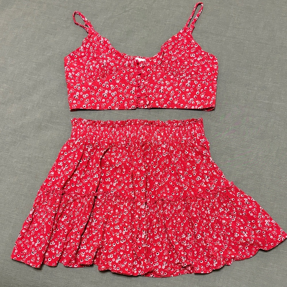Princess Polly Red Floral Set